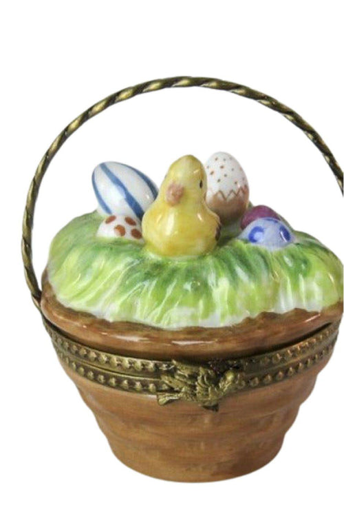 Chick in Easter Basket - Extended Shipping