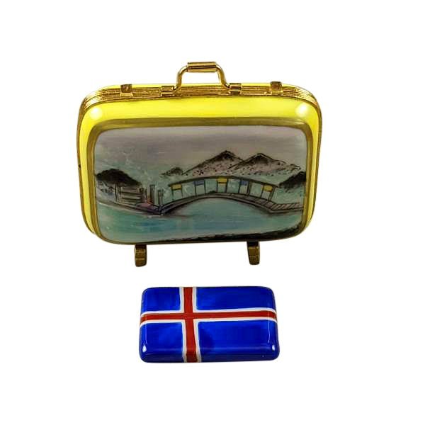 Iceland Suitcase with Removable Flag