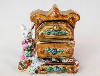 Rabbit Dresser - Fast Shipping Available