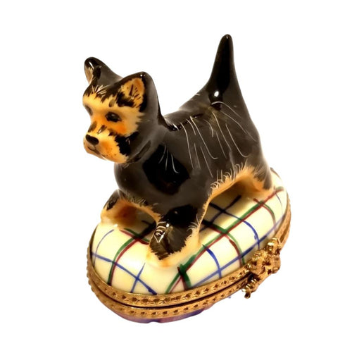 Scottish-Terrier-Dog-No-1-of-750-Collectible-Figurine 