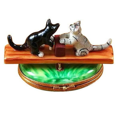 Interactive toy for feline playtime