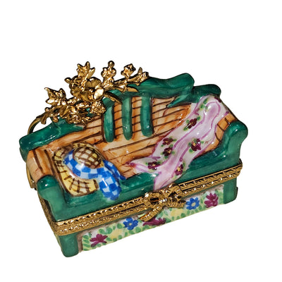 Charming Garden Bench Box