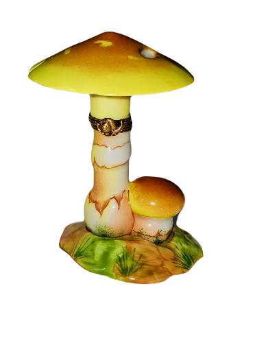 Charming Handcrafted Mushroom Décor Porcelain Limoges Vegetable French Trinket Box
