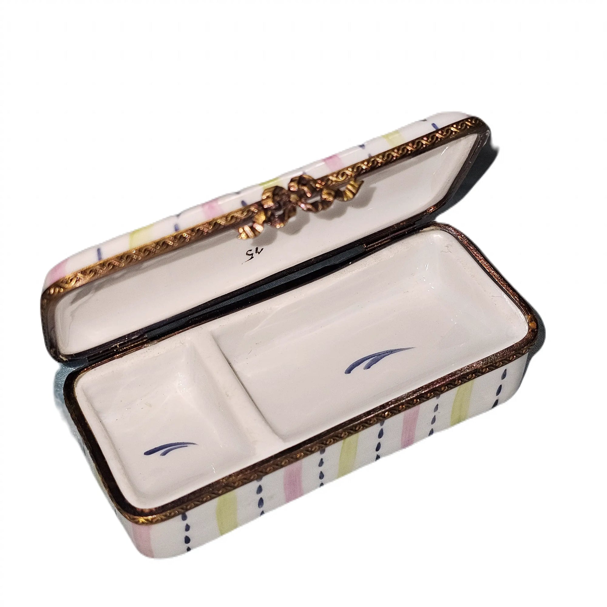 Charming Floral Limoges Box Porcelain Limoges Traditional French Trinket Box