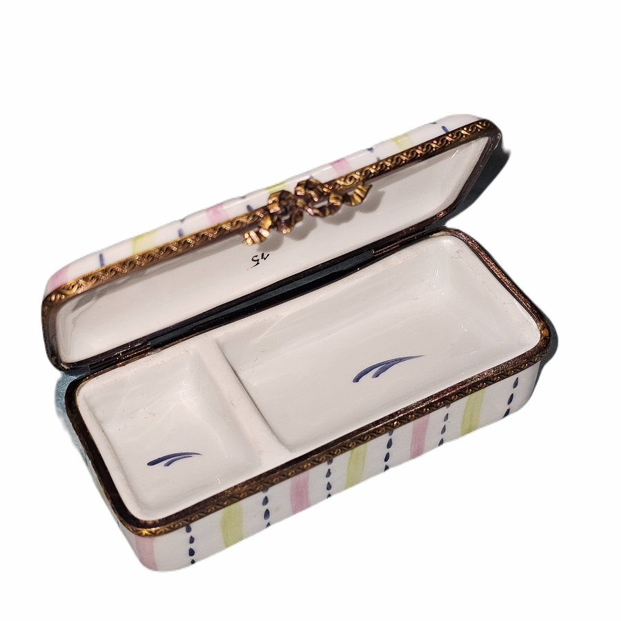 Charming Floral Limoges Box Porcelain Limoges Traditional French Trinket Box