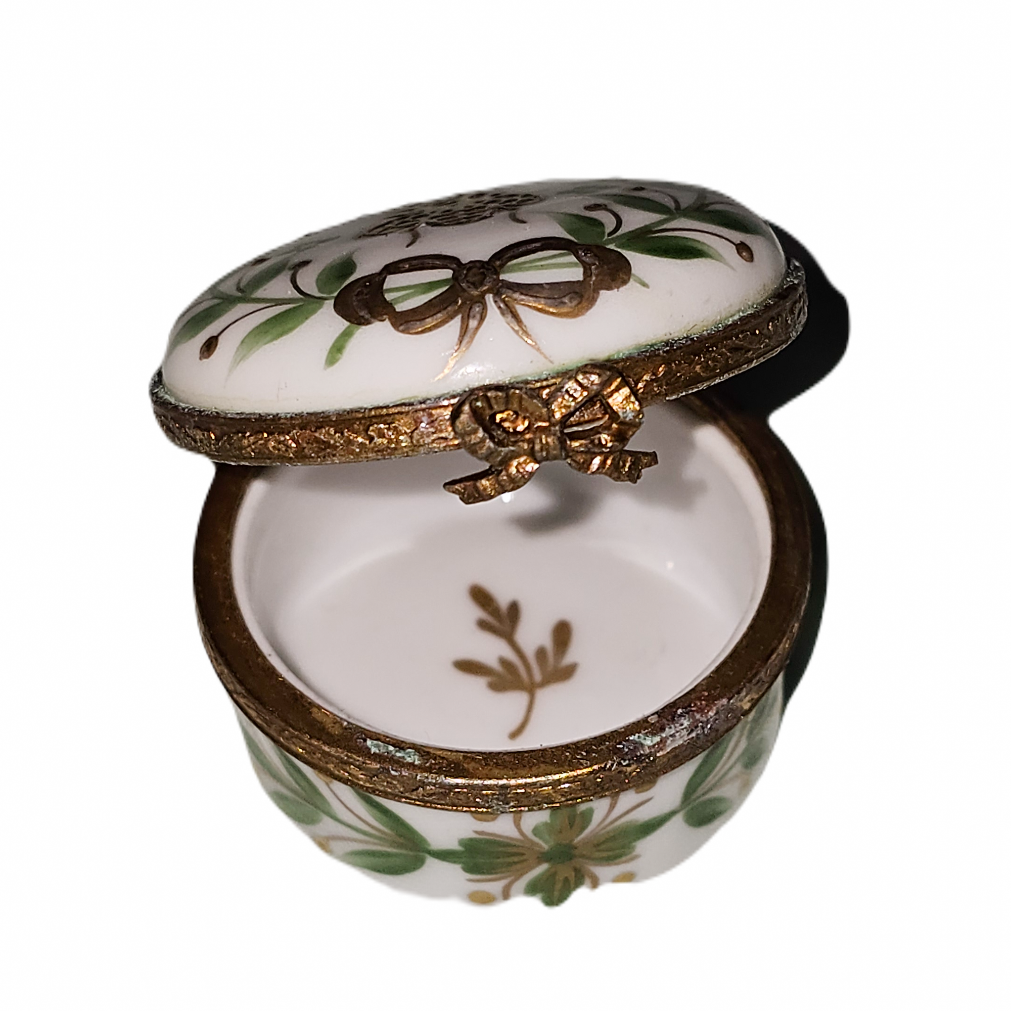 Green Leaves Gold Bee Box Porcelain Limoges traditional bug French Trinket Box