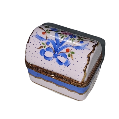 Light Blue Floral Elegance Box Porcelain Limoges traditional French Trinket Box