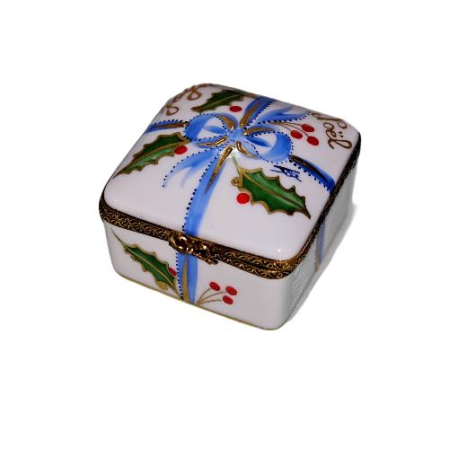 Joyeux Noel Christmas Elegance Box Porcelain Limoges xmas christmas French Trinket Box