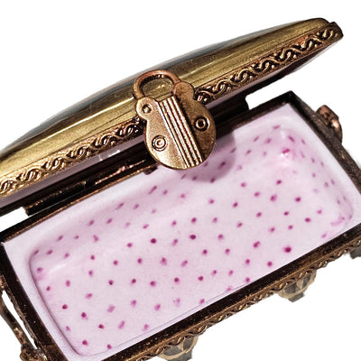 Elegant Pink Liner Trunk Box