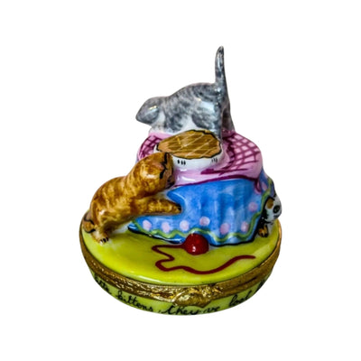 3 Little Kittens Porcelain Limoges Kitten Fairy French Trinket Box