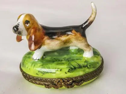 Beagle Dog Porcelain Limoges dog limoges boxes French Trinket Box
