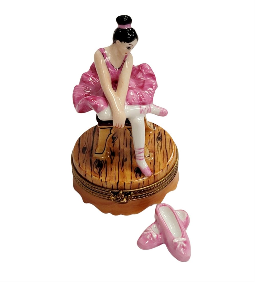 Brunette Ballerina Elegance Box Porcelain Limoges art dance French Trinket Box