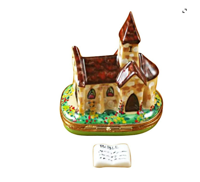 CHURCH WITH BROWN ROOF & REMOVABLE BIBLE