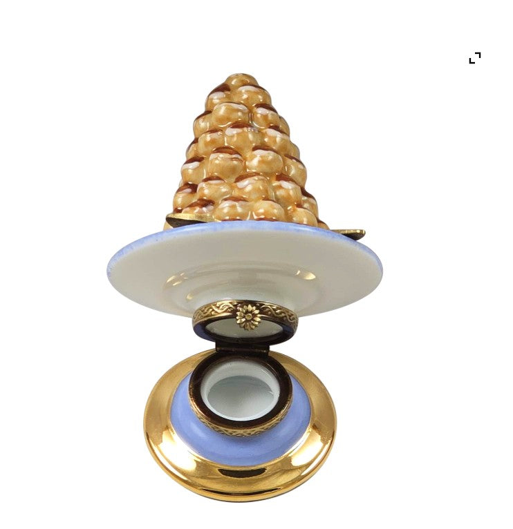 CROQUEMBOUCHE - FRENCH DESERT CHOUX PASTRY PUFFS