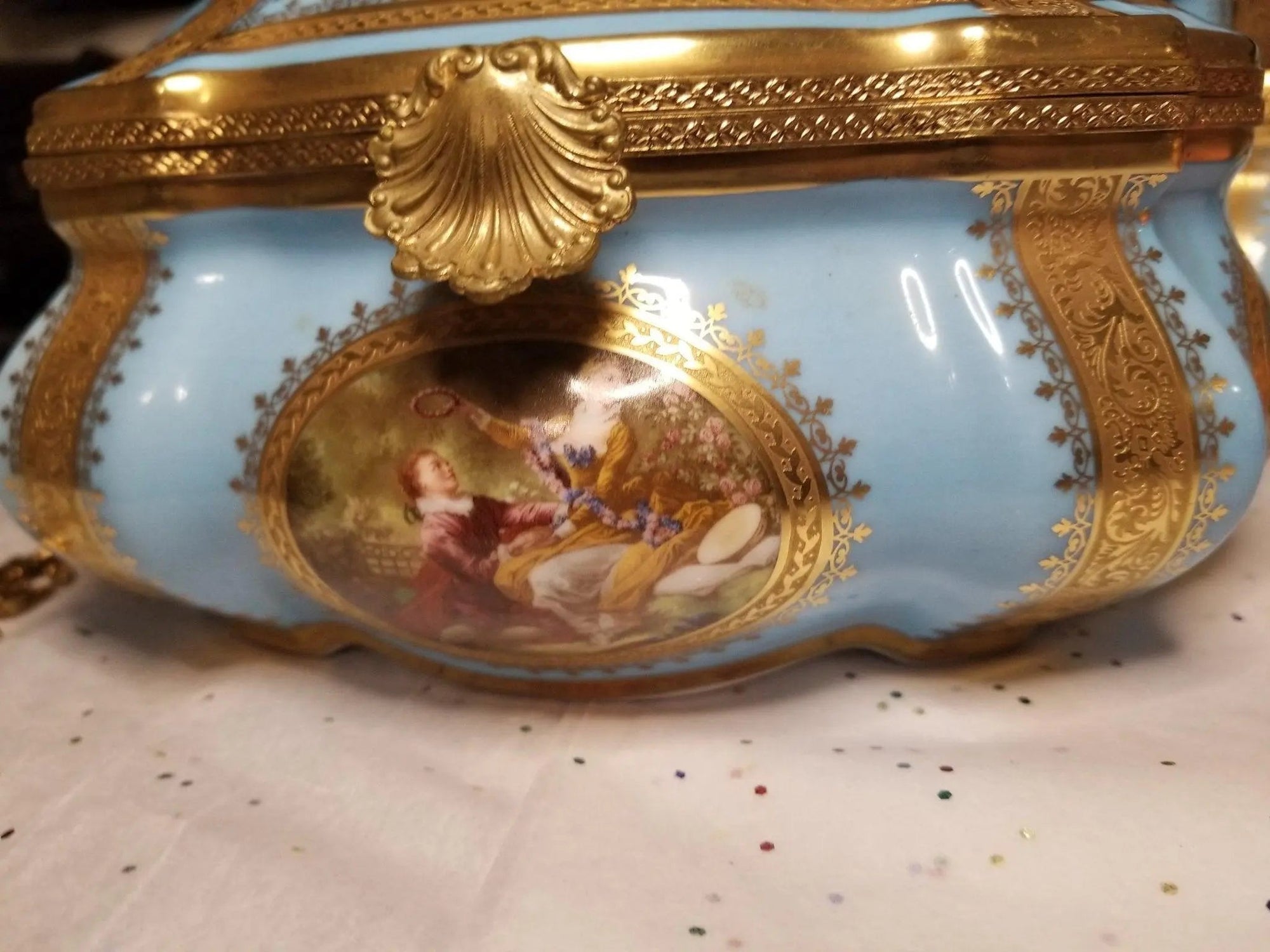 Chantilly Limited Edition Jewelry Chest Porcelain Limoges jewelry traditional French Trinket Box