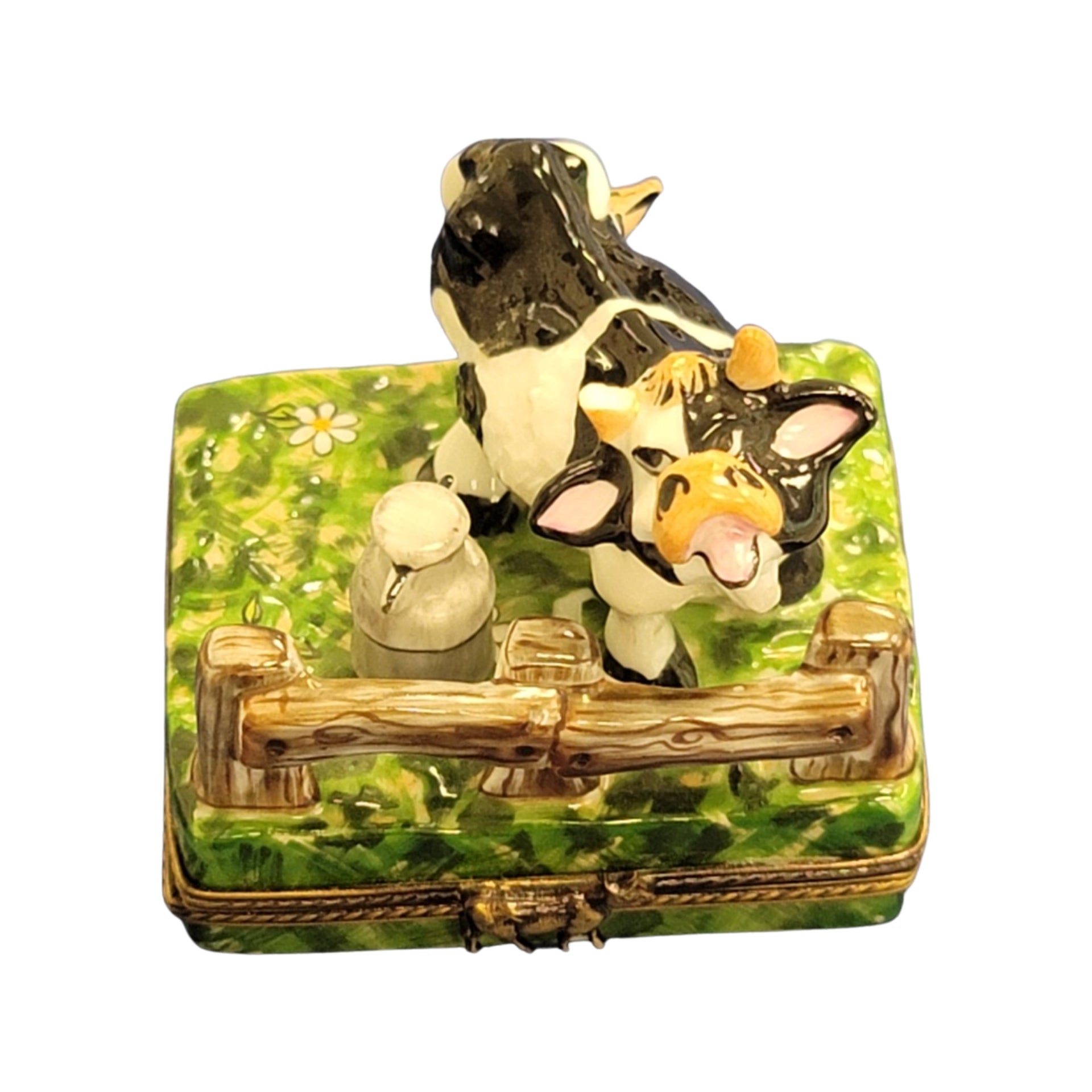 Charming Cow Farm Keepsake Box Porcelain Limoges limoges boxes farm animal French Trinket Box