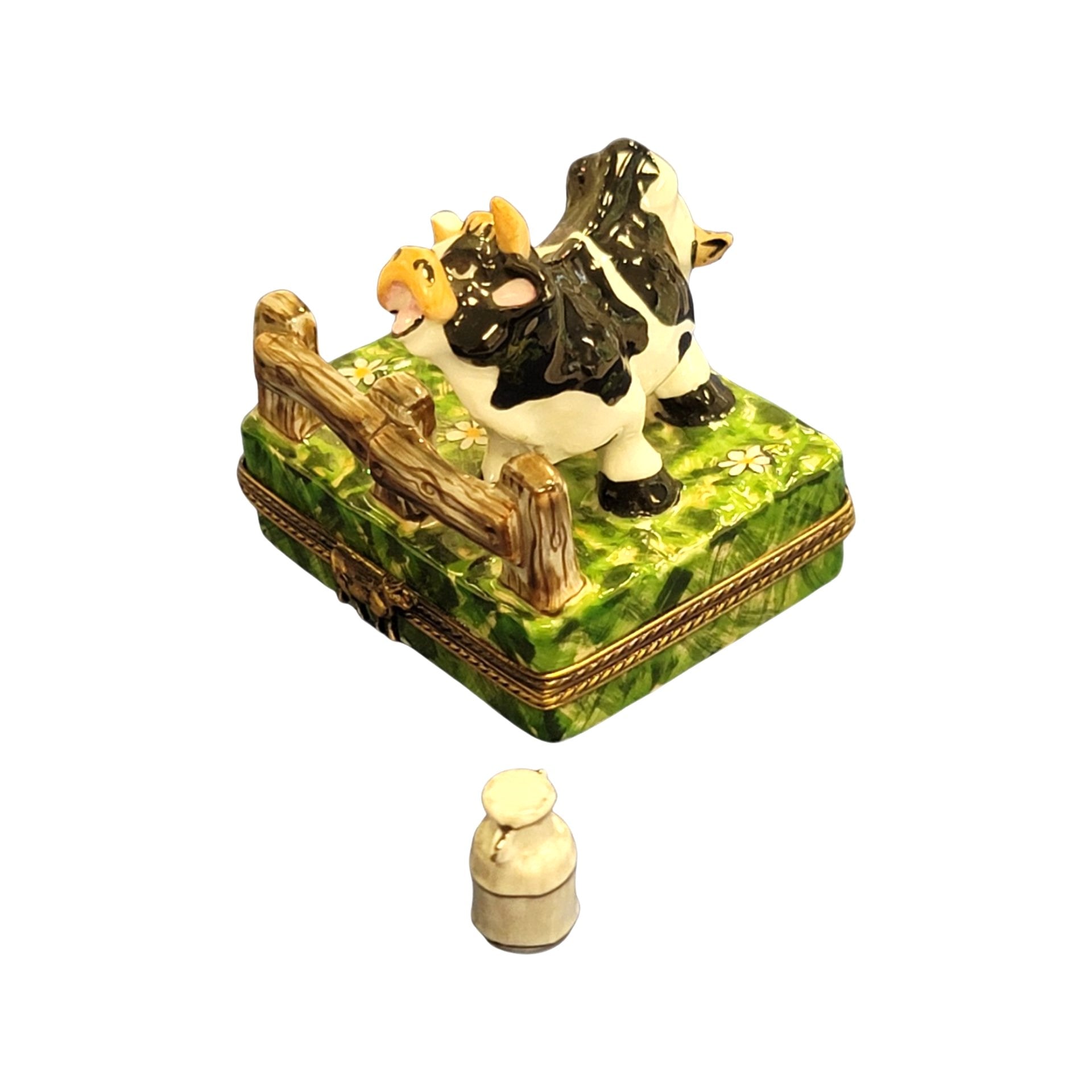 Charming Cow Farm Keepsake Box Porcelain Limoges limoges boxes farm animal French Trinket Box
