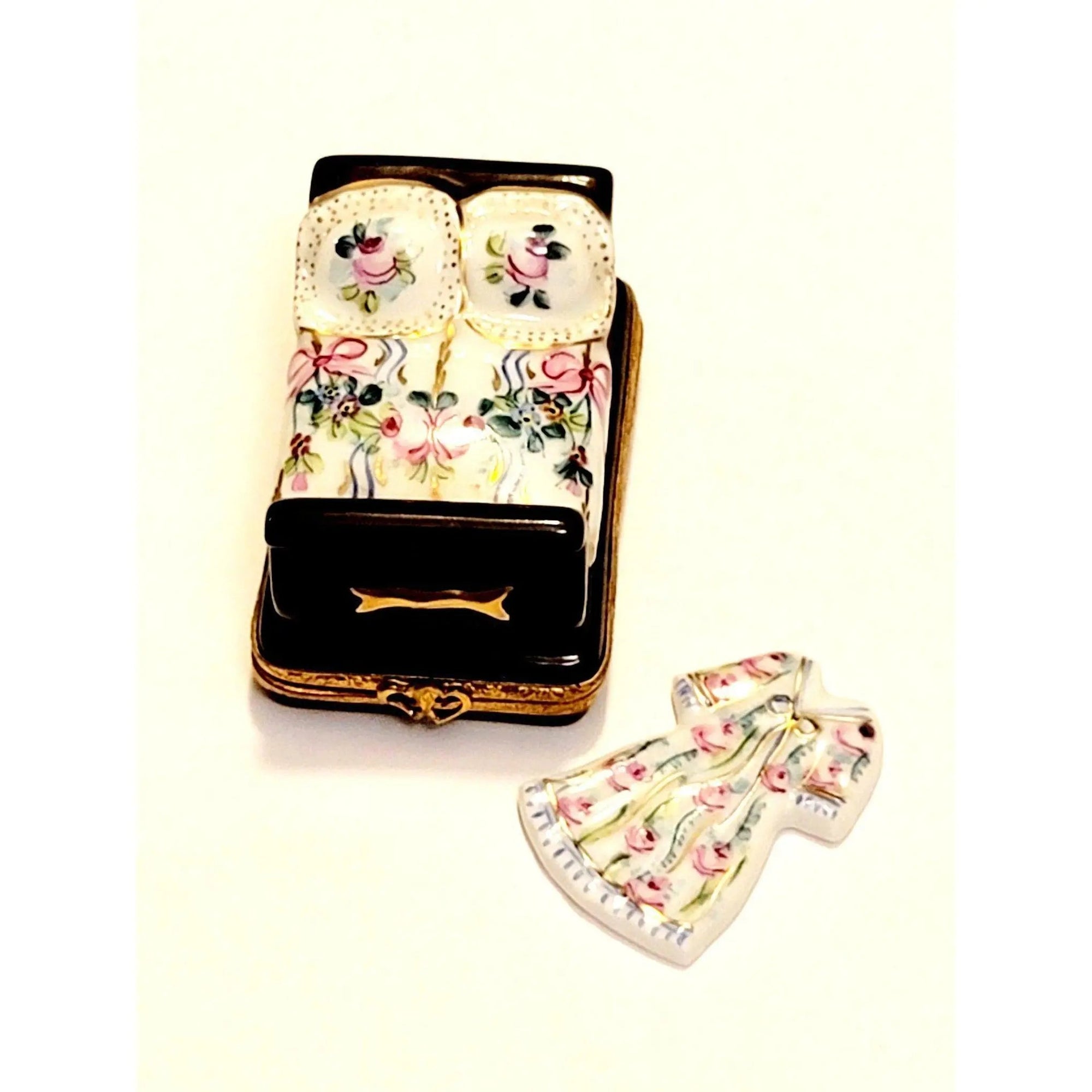 Elegant Bed with Nightgown Box Porcelain Limoges wedding furniture French Trinket Box