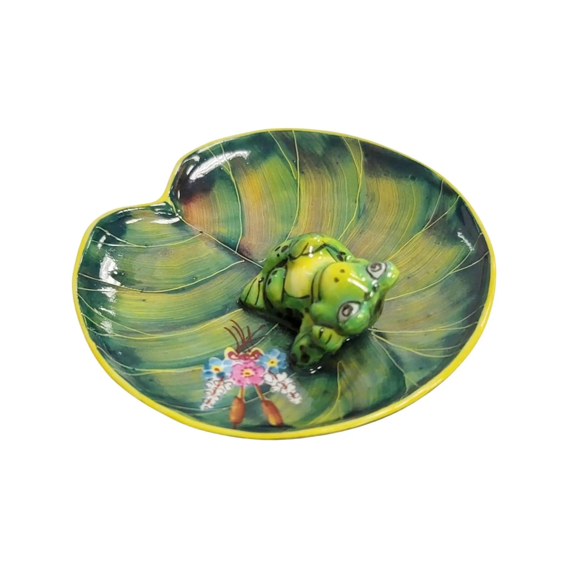 Frog Laying on Lillypad Figurine Porcelain Limoges frog LIMOGES BOXES turtle French Trinket Box