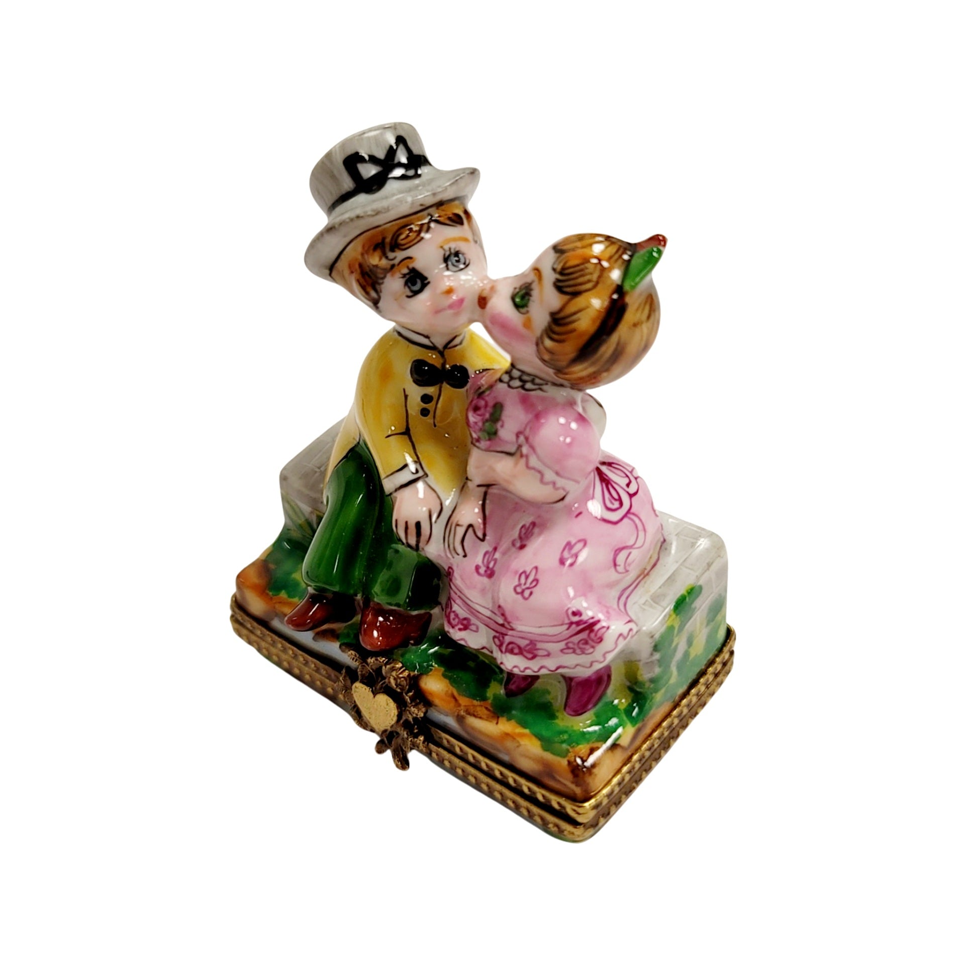 Kids Kissing Couple Figurine Porcelain Limoges love baby valentine French Trinket Box