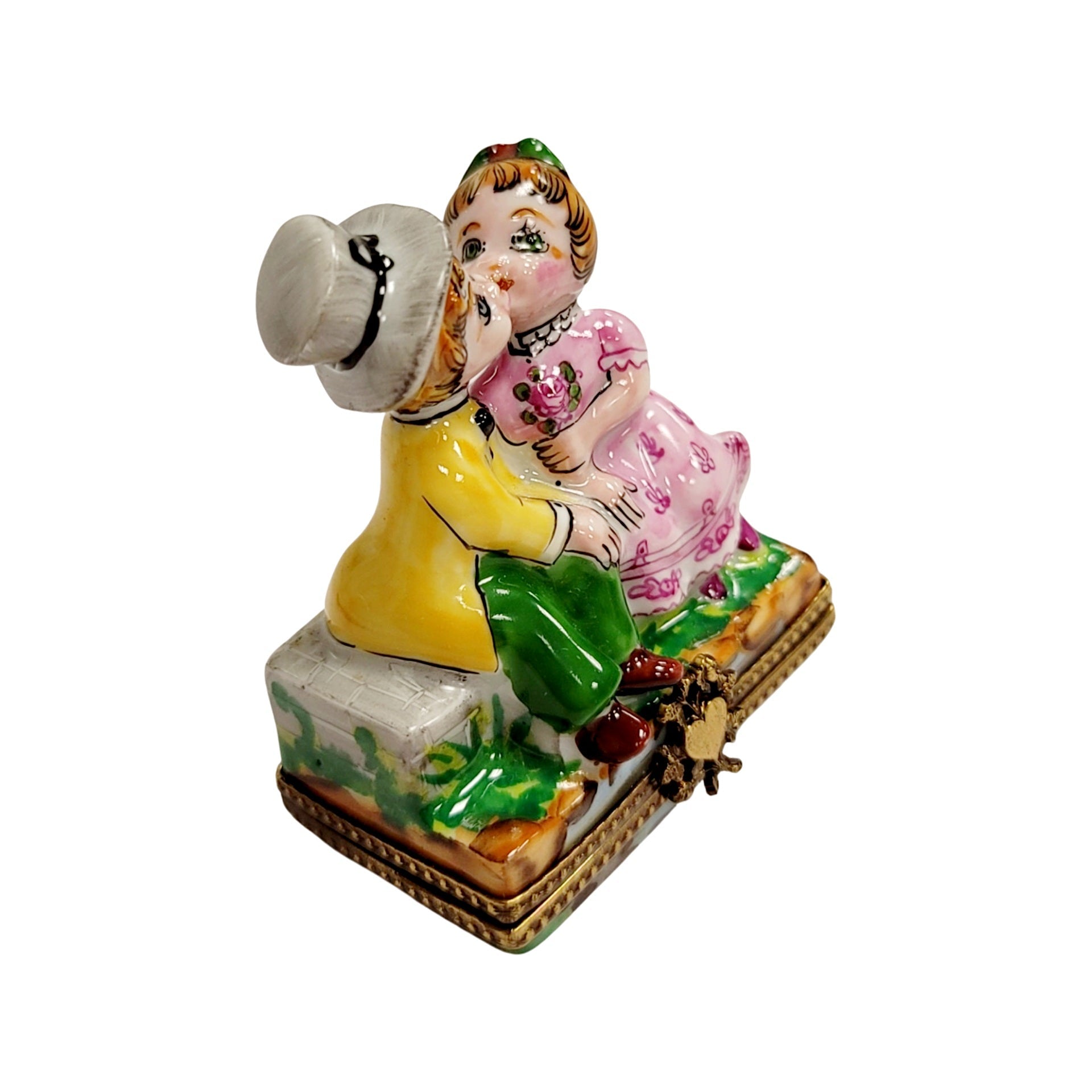 Kids Kissing Couple Figurine Porcelain Limoges love baby valentine French Trinket Box