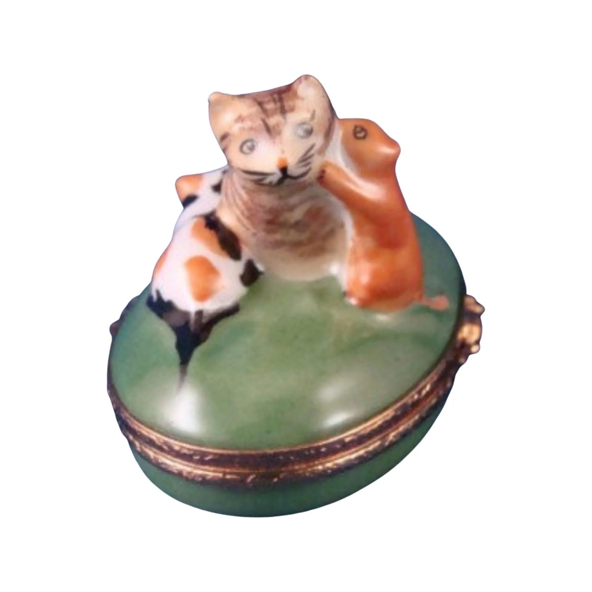 Kittens w Mother Cat Porcelain Limoges Cat French Trinket Box