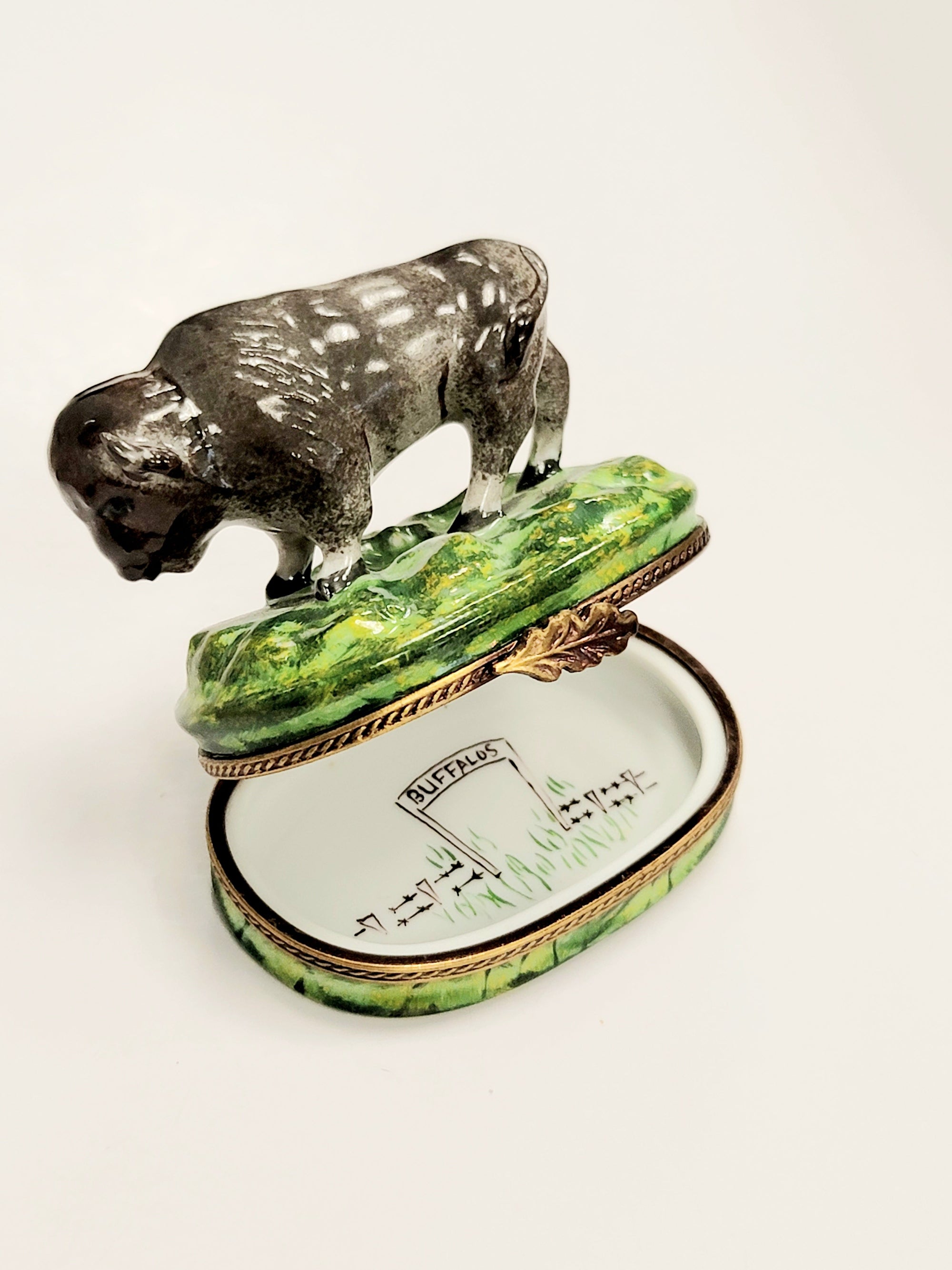 Majestic Buffalo Porcelain Figurine Porcelain Limoges limoges boxes farm animal French Trinket Box