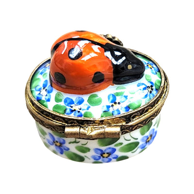 Mini Lady Bug on Flowers Limoges Box Porcelain Figurine-LIMOGES BOXES bugs critters-CH6D146