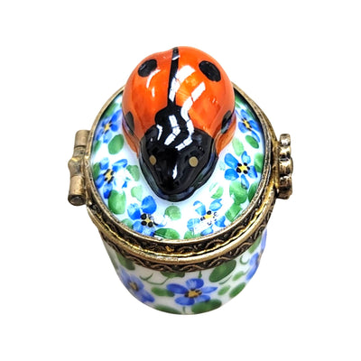 Mini Lady Bug on Flowers Limoges Box Porcelain Figurine-LIMOGES BOXES bugs critters-CH6D146