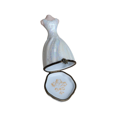 Pearl Elegance Wedding Dress Figurine Porcelain Limoges Limoges Box Women shoes hat bags wedding French Trinket Box