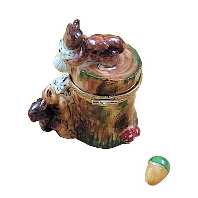 Squirrel on log with acorn Porcelain Limoges Wild Animals French Trinket Box