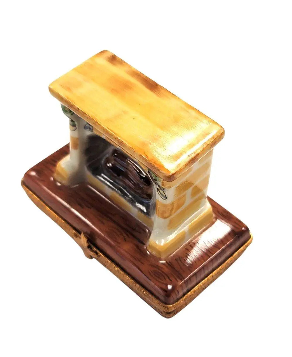 Santa in Cozy Fireplace Porcelain Limoges santa christmas xmas French Trinket Box