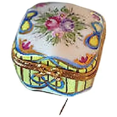 Square Rubis: Recamier Jaune Porcelain Limoges traditional French Trinket Box