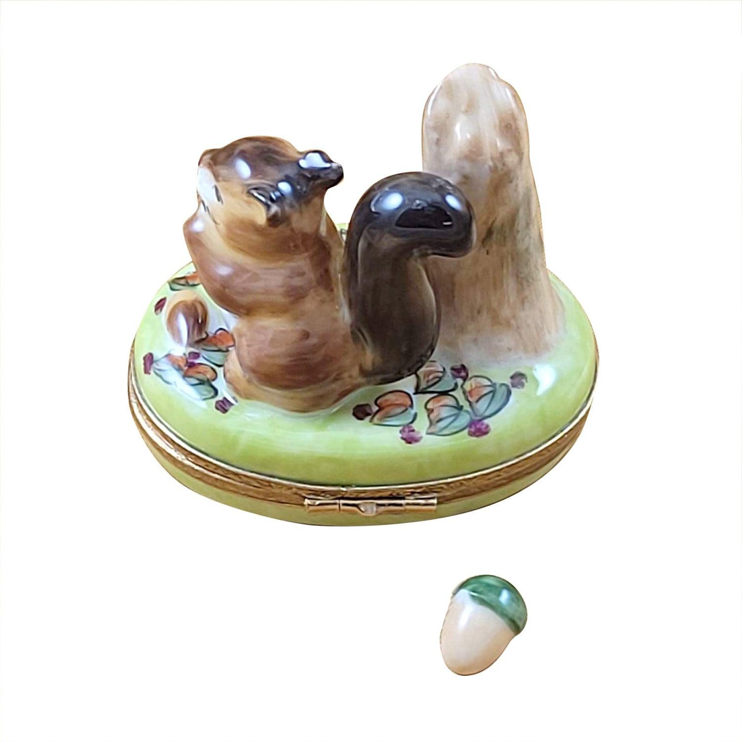 Squirrel with Acorn Porcelain Limoges bugs critters French Trinket Box