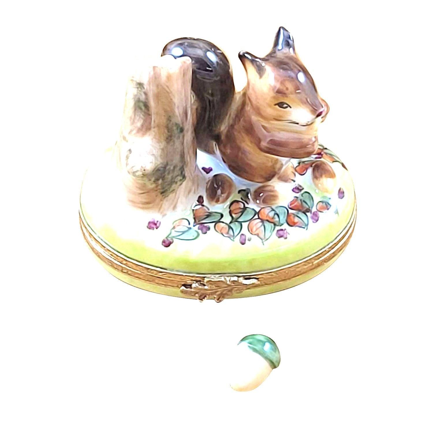 Squirrel with Acorn Porcelain Limoges bugs critters French Trinket Box