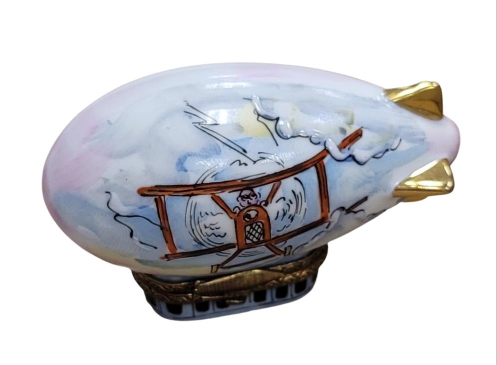 Zeppelin Balloon Porcelain Treasure Porcelain Limoges vehicle travel French Trinket Box