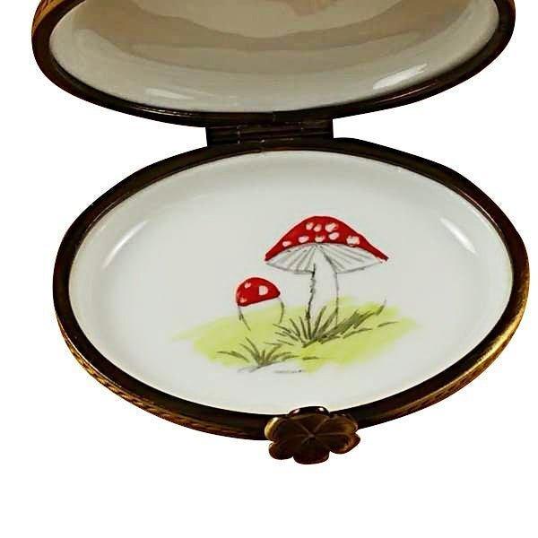 Deer with Butterfly and Flowers Porcelain Limoges wild animals butterfly French Trinket Box