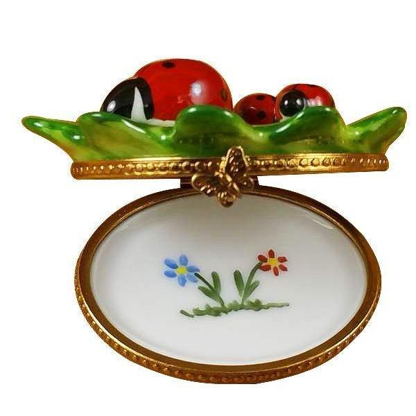 Green Leaf with Three Ladybugs Porcelain Limoges critters bugs LIMOGES BOXES French Trinket Box