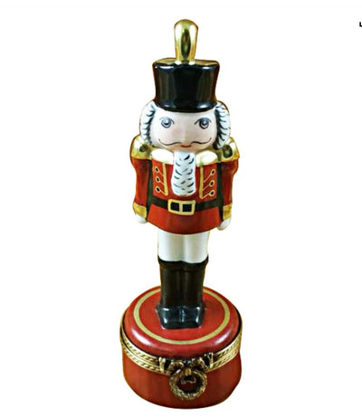 RED BASE NUTCRACKER WITH PLUME