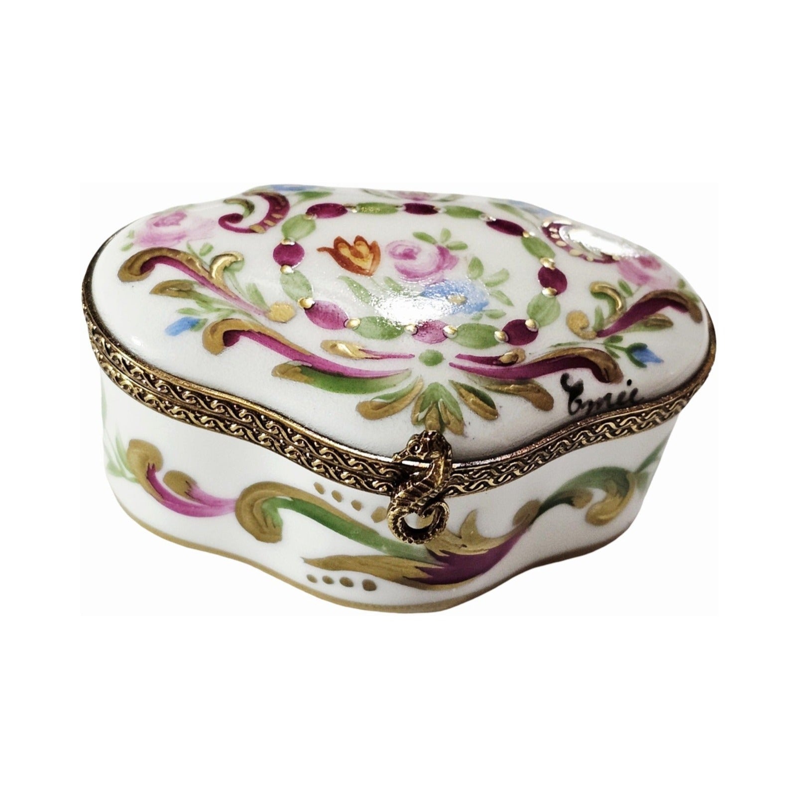 Scalloped Limoges Box for Collectors