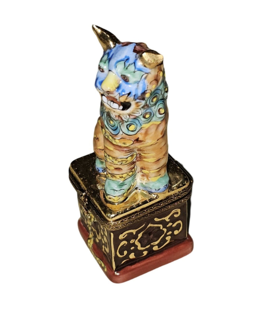 Chinese Foo Dog Limoges Box Porcelain Limoges World Travel myth French Trinket Box
