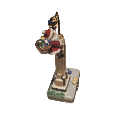 Santa on Empire States Bulding Rochard