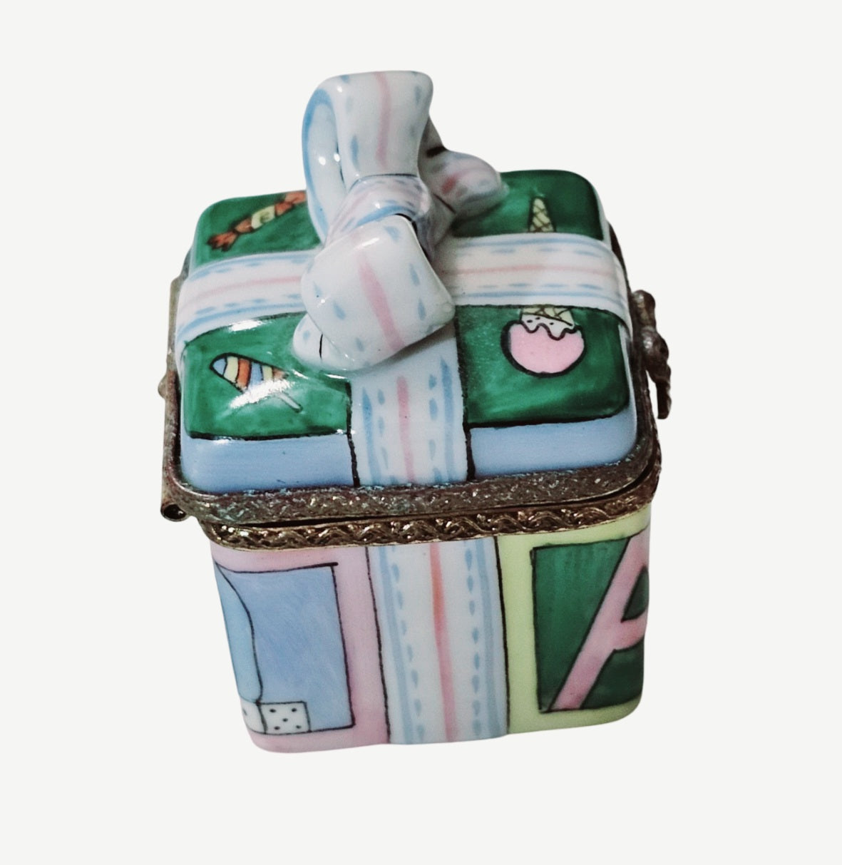 Charming Baby Gift Keepsake Box Porcelain Limoges baby special occasions maternity French Trinket Box