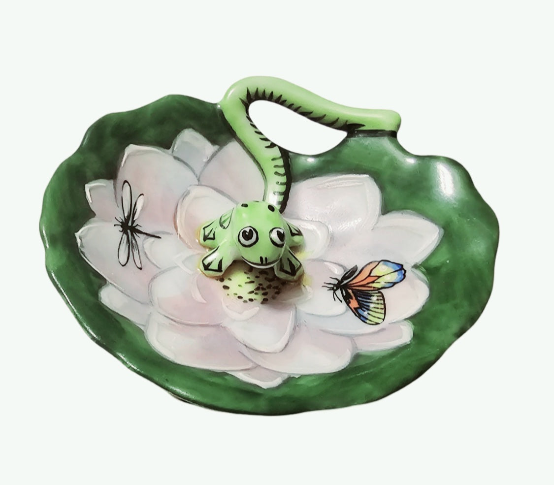 Frog on Lily Pad Box Porcelain Limoges frog French Trinket Box
