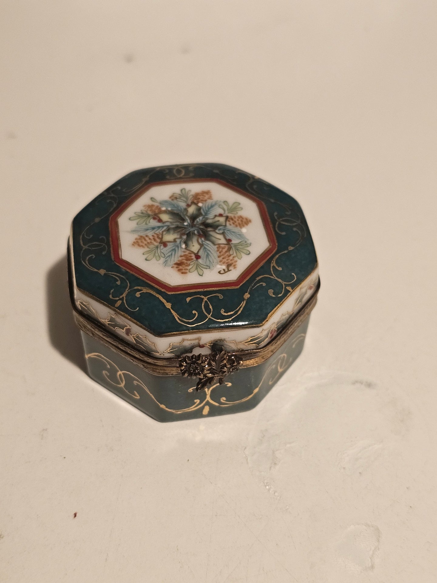 Christmas Holly Hexa Trinket Limoges Box Authentic Limoges Box