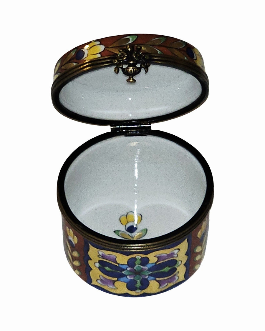 Tall Snazzy Colorful Round