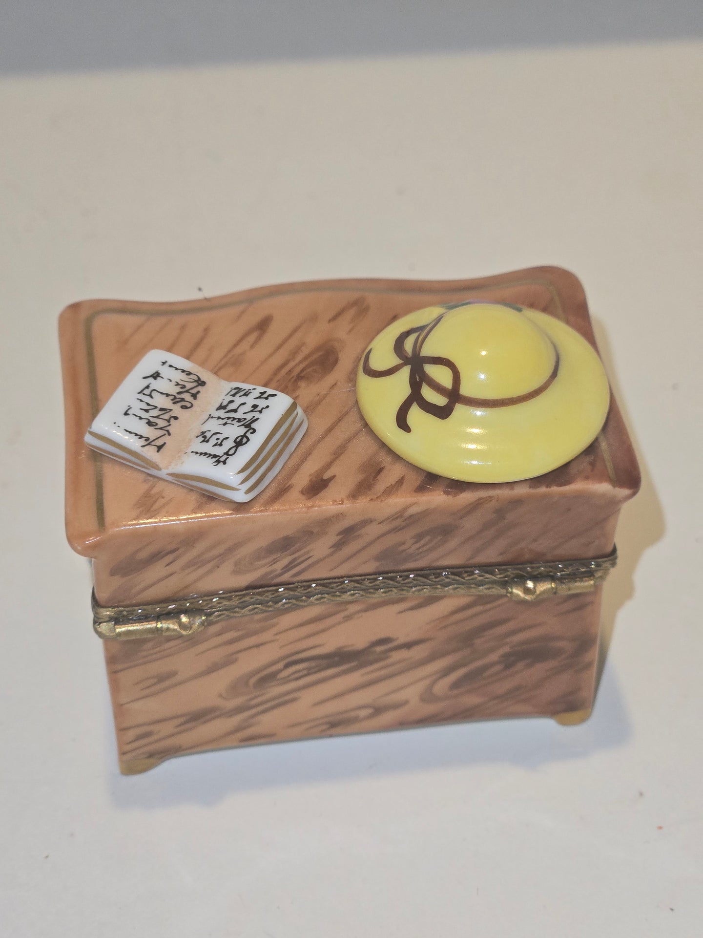 Dresser w Hat Book