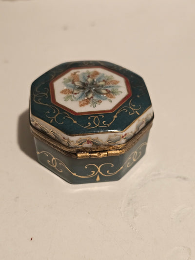 Christmas Holly Hexa Trinket Limoges Box Authentic Limoges Box