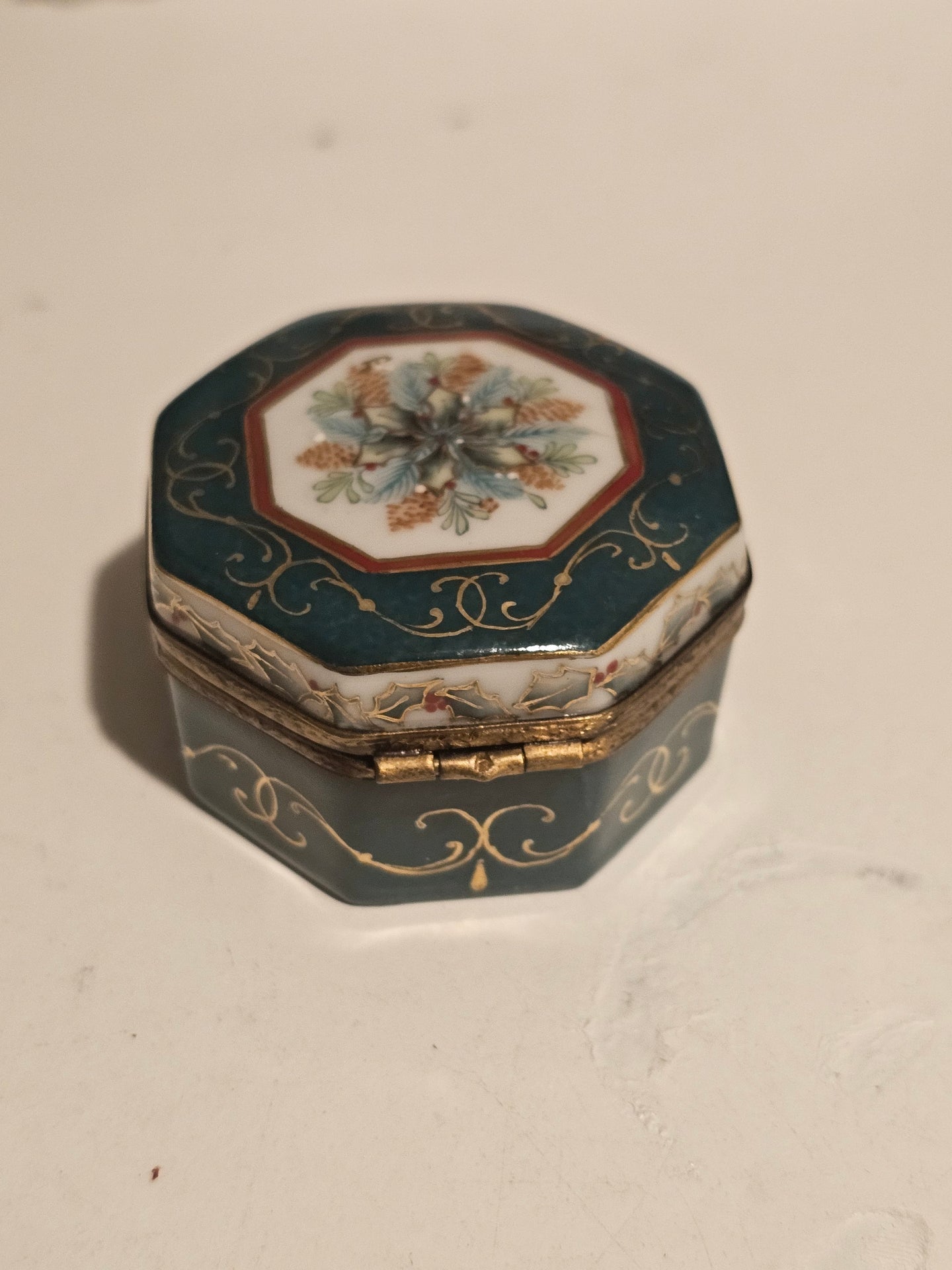 Christmas Holly Hexa Trinket Limoges Box Authentic Limoges Box