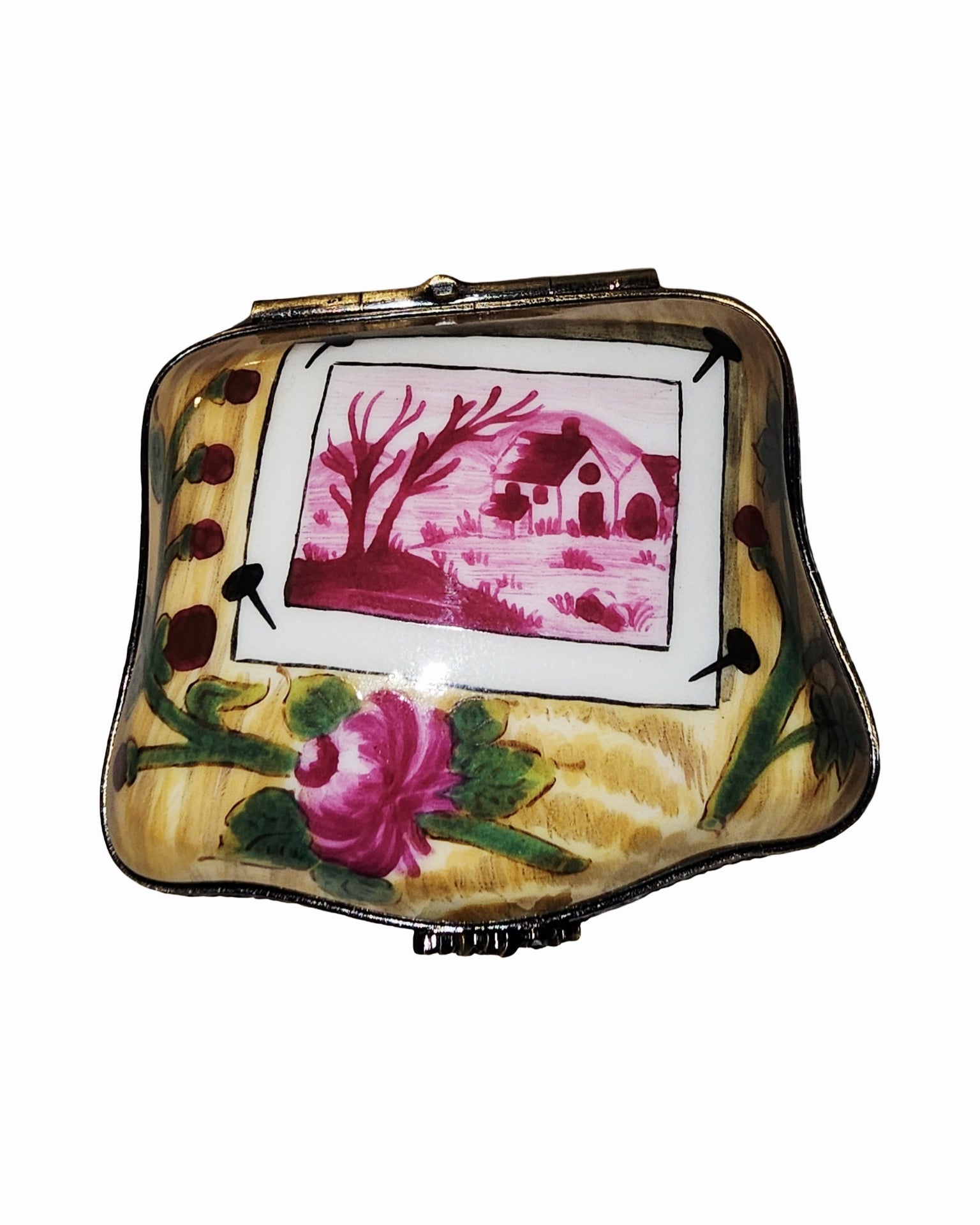 Scalloped Memories of Home